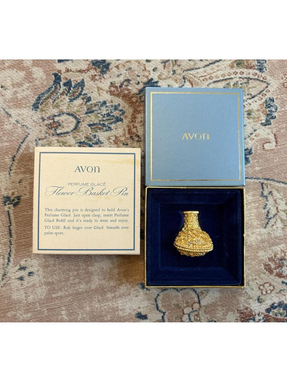 Vintage 70s Avon Flower Basket Brooch